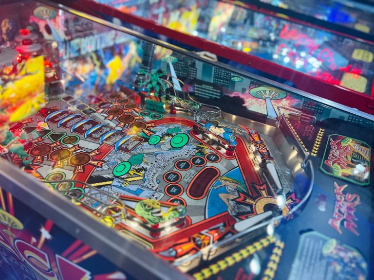 Top Strategies for Winning Big at Arcade Room Games